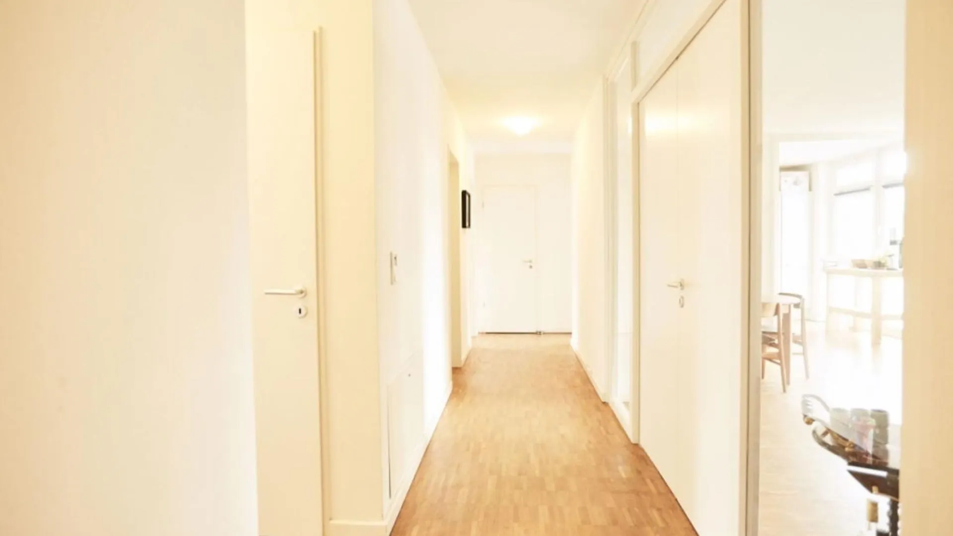 3 Zimmer 3 Beds Im Berlin Nahe Olympiastadion contacts